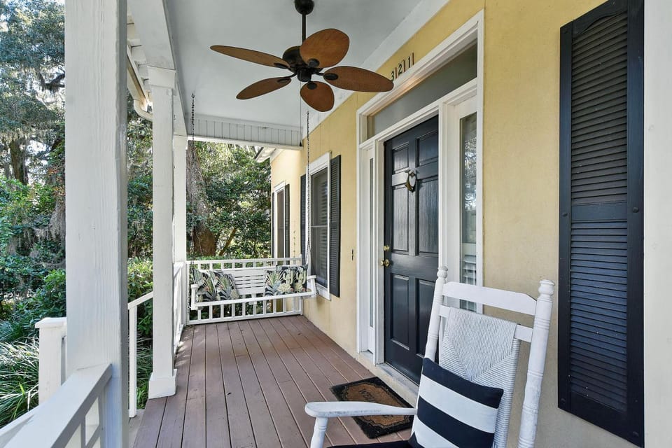 321 Broadway Street House in Saint Simons Island