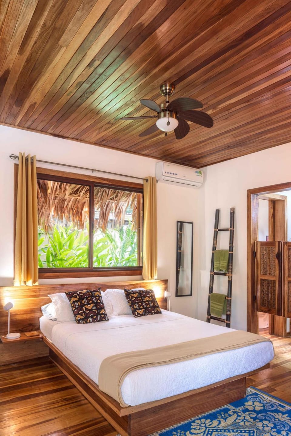 Black Bamboo Bed and Breakfast in Puerto Viejo Talamanca