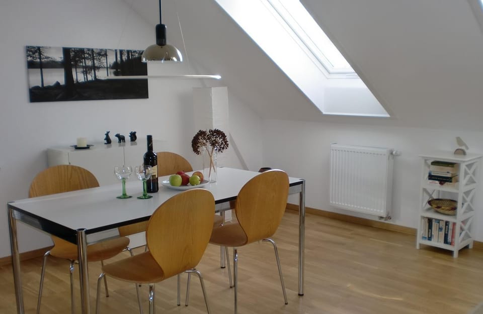 Stilvolle Ferienwohnung am Großen Garten Apartment in Dresden