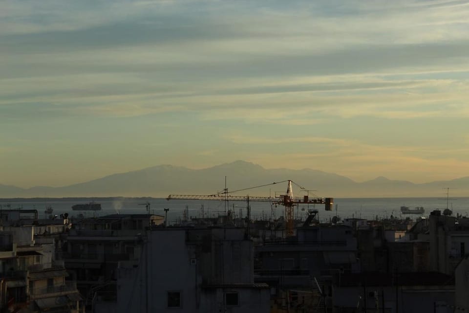 Unique Skyview Apartment-Downtown Apartment in Thessaloniki