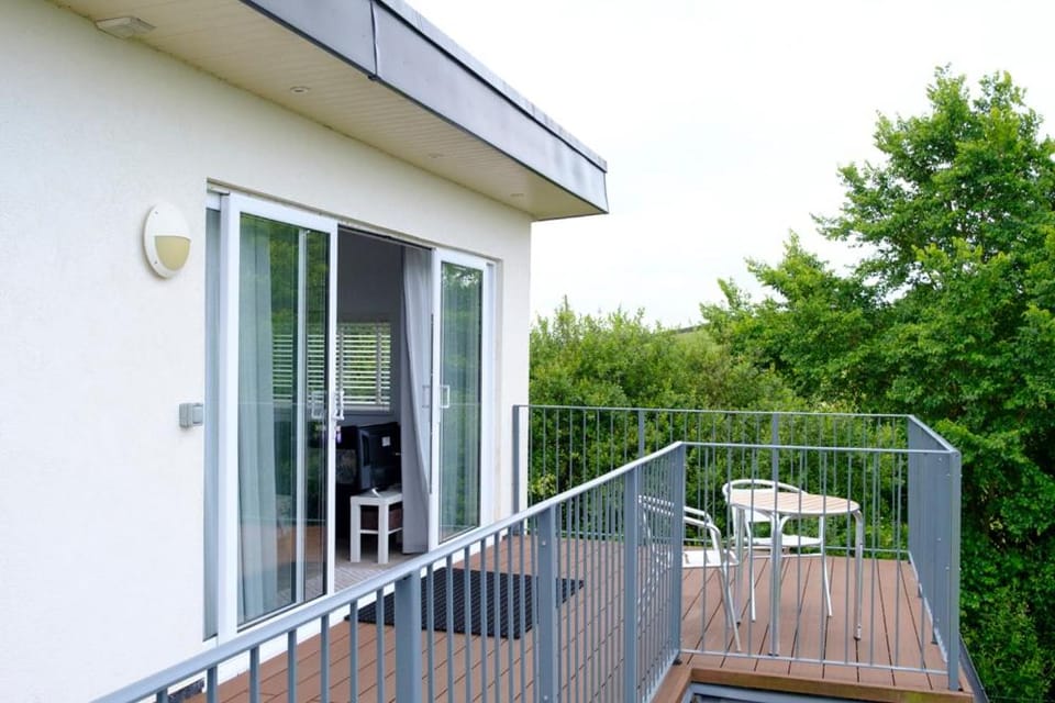 Cornish Coasts Holiday Park Campground/ 
RV Resort in England