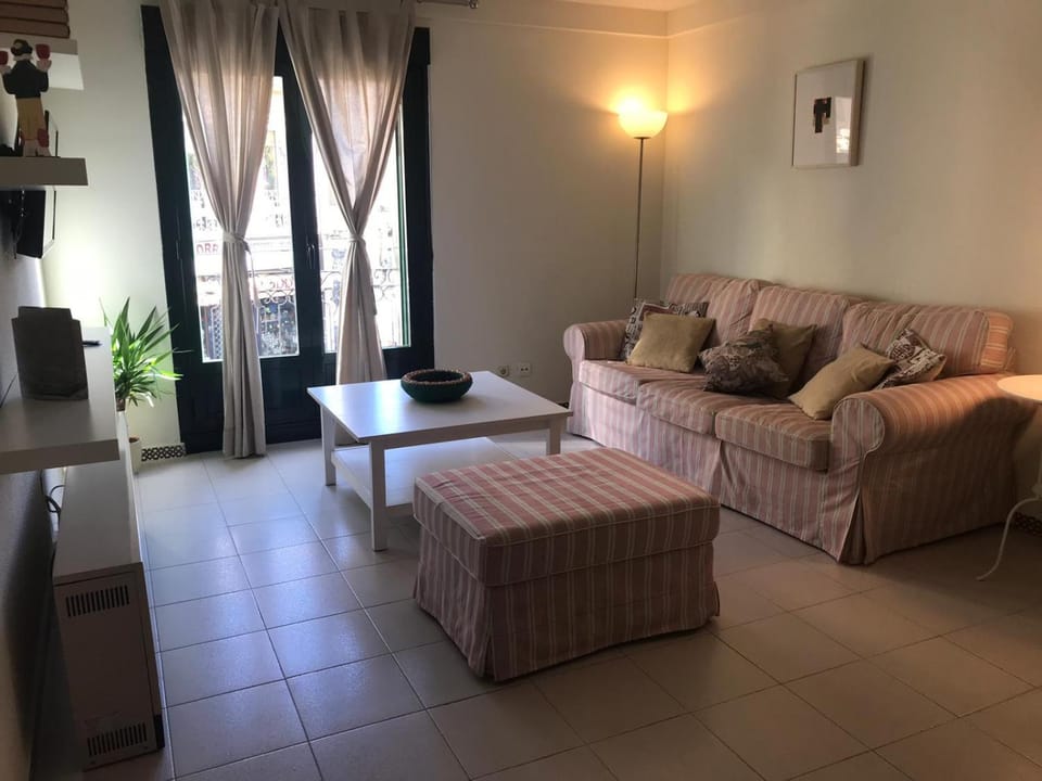 Living room, Lounge or bar