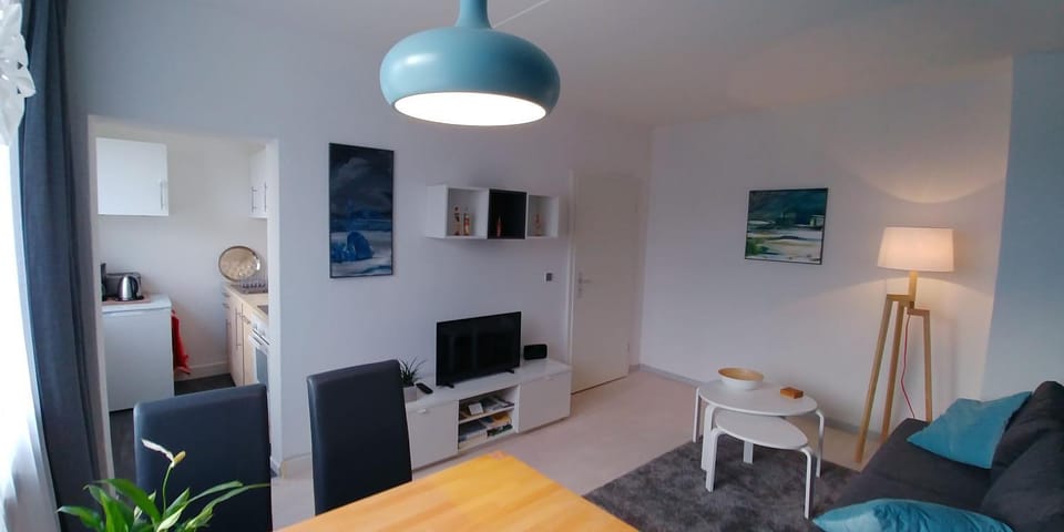 Living room, Photo of the whole room