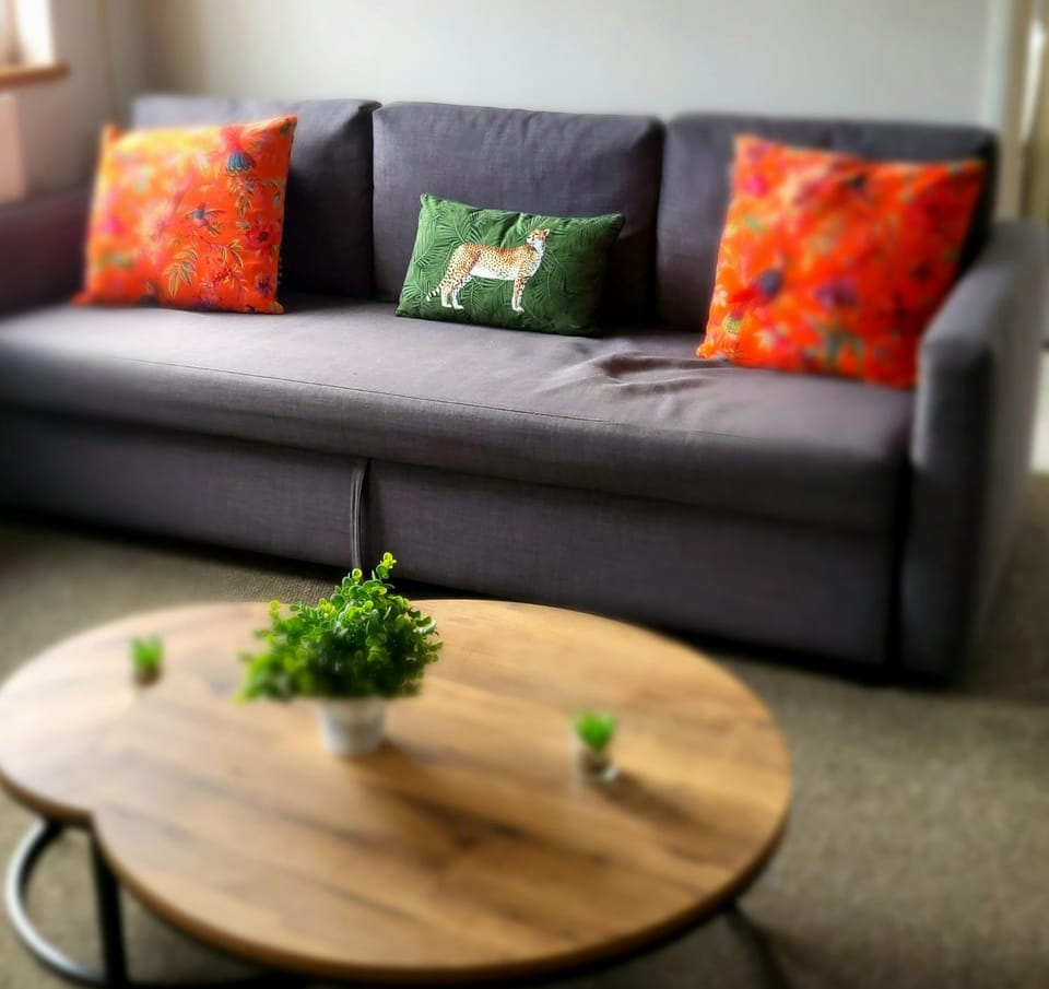 Bed, Living room, Seating area