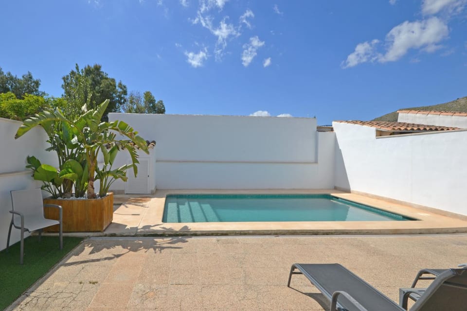 Off site, Swimming pool