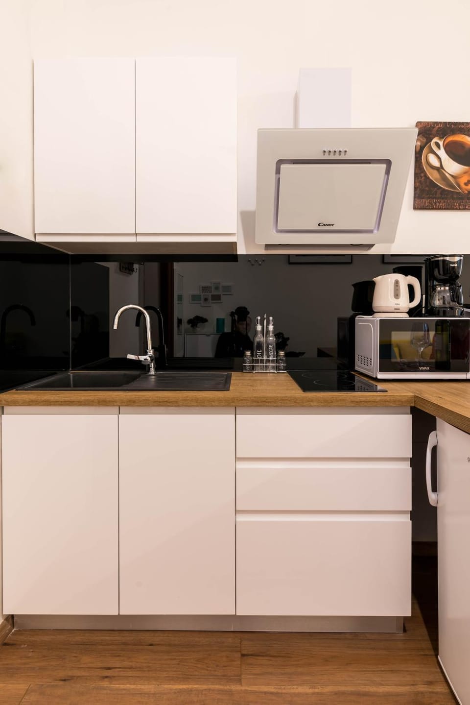 Coffee/tea facilities, Kitchen or kitchenette