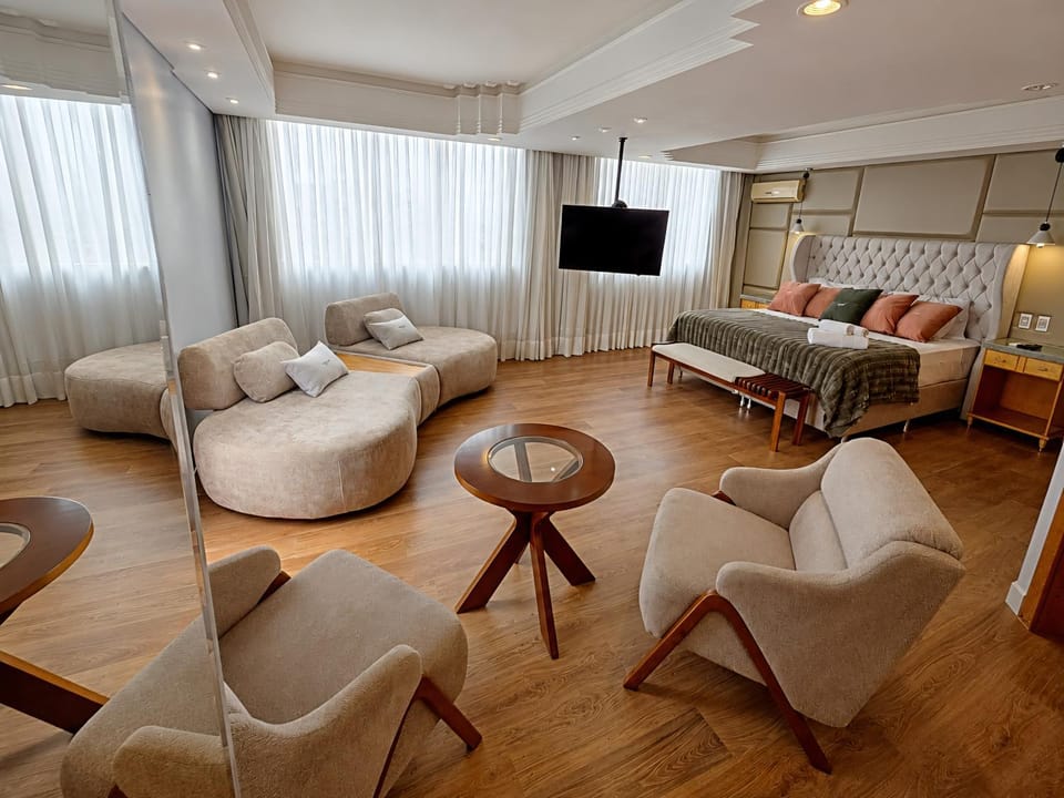 Communal lounge/ TV room, TV and multimedia, Photo of the whole room