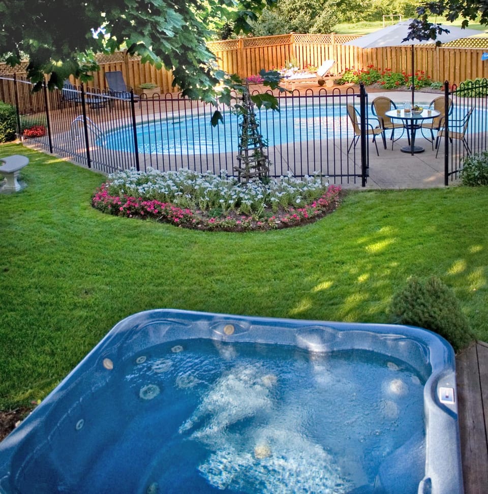Swimming pool, Swimming pool