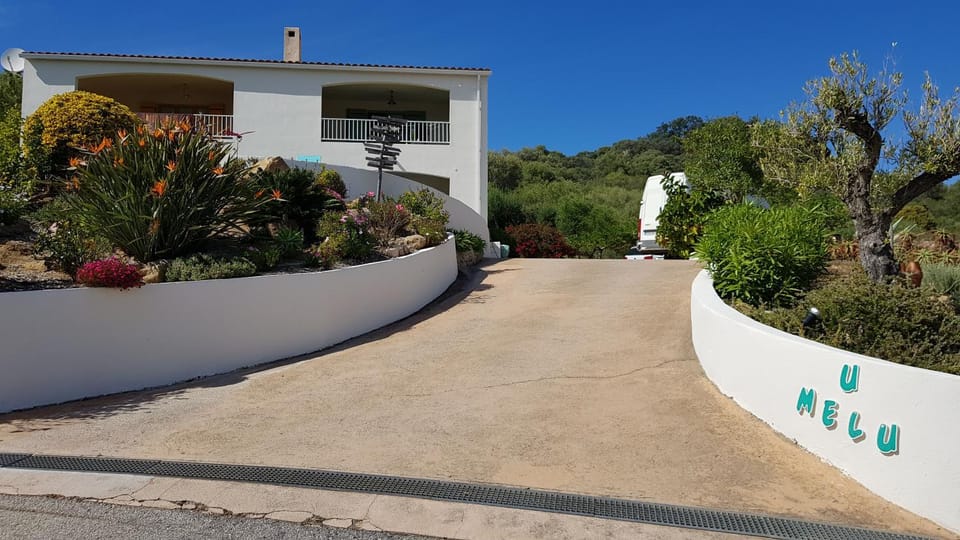 Résidence U MELU Grand T2 BLEU en rez de jardin Apartment in Corsica