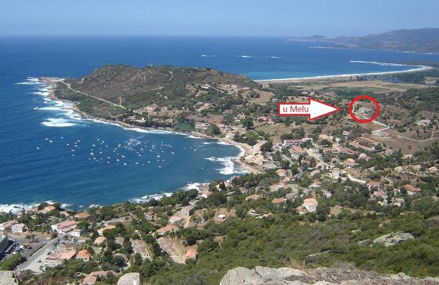 Résidence U MELU Grand T2 BLEU en rez de jardin Apartment in Corsica