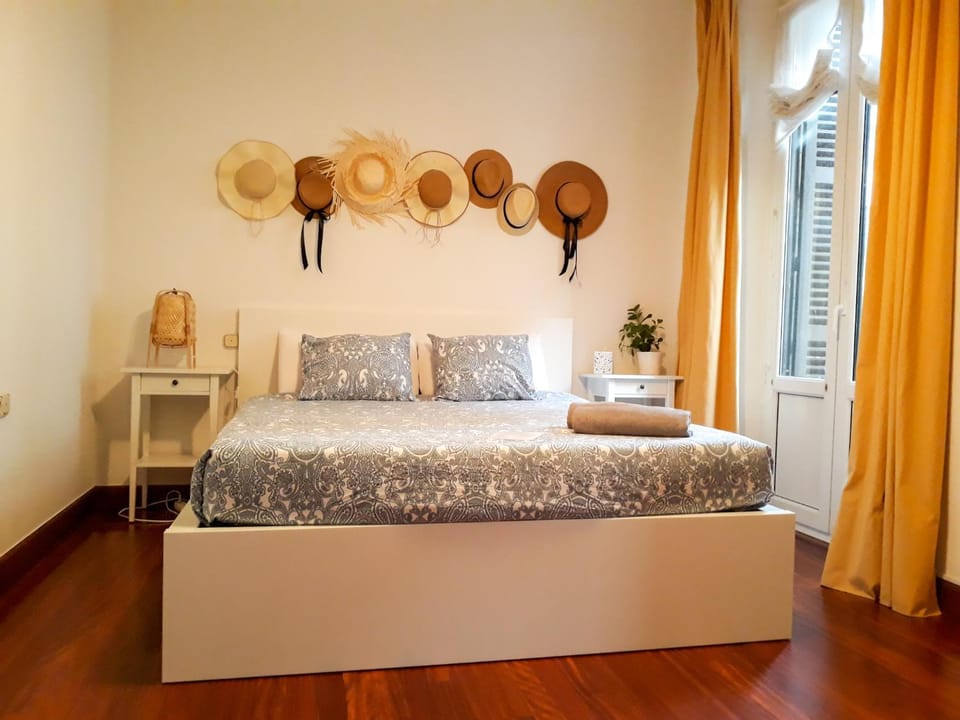 Bed, Bedroom