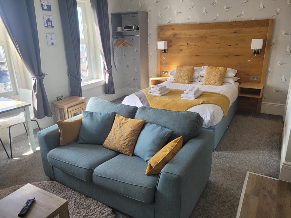 Bed, Seating area, Dining area, Bedroom, Sea view, wardrobe