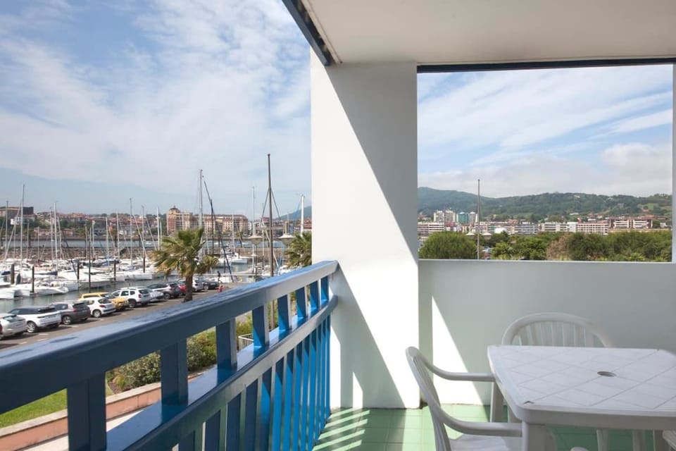 Sokoburu Deluxe Beach Apartment in Hendaye