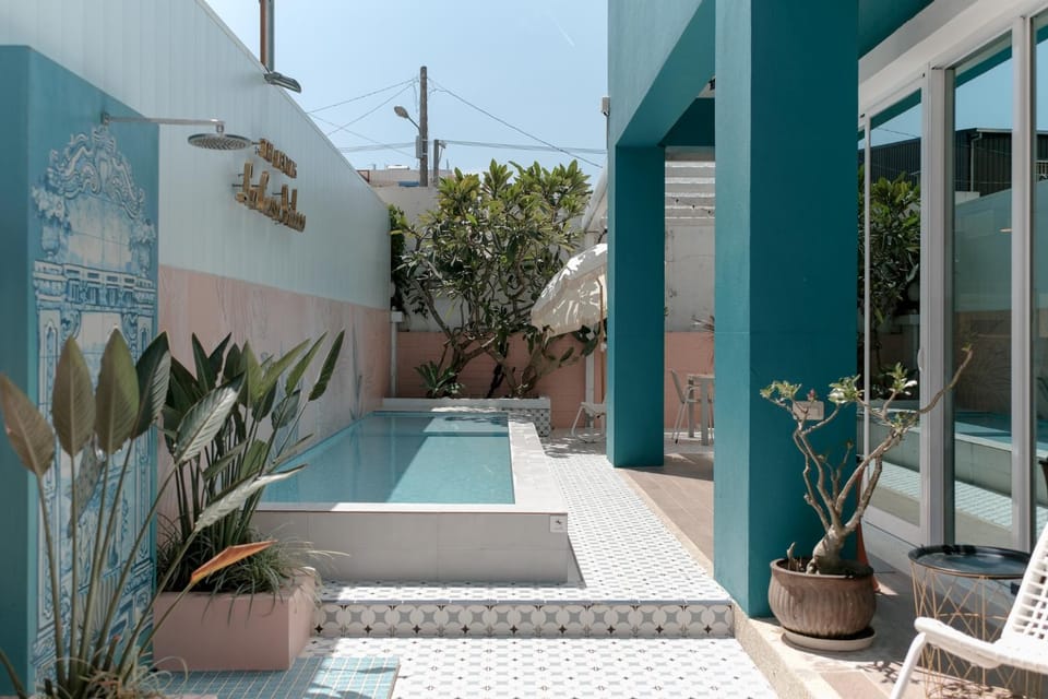 Patio, Day, Pool view, Swimming pool, Swimming pool, sunbed