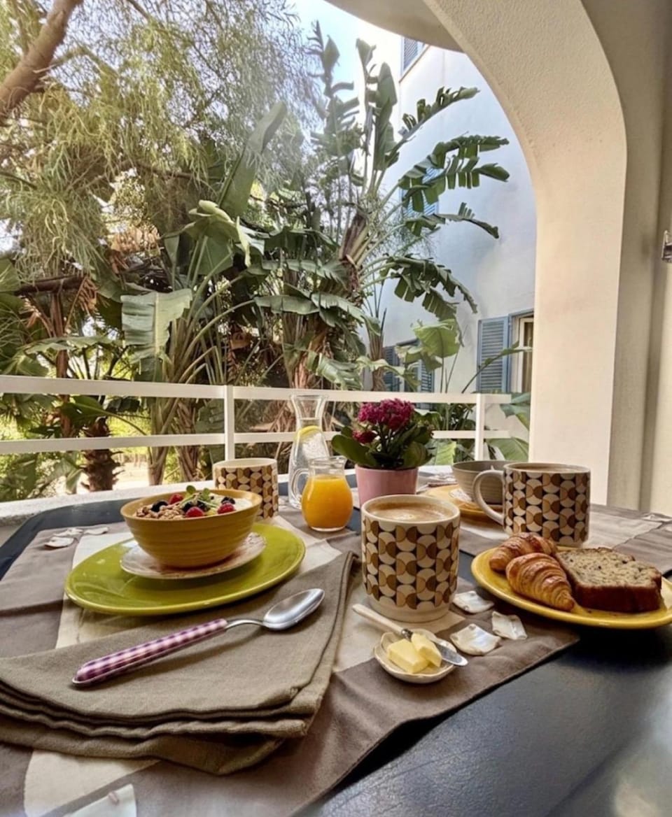 View (from property/room), Balcony/Terrace, Breakfast