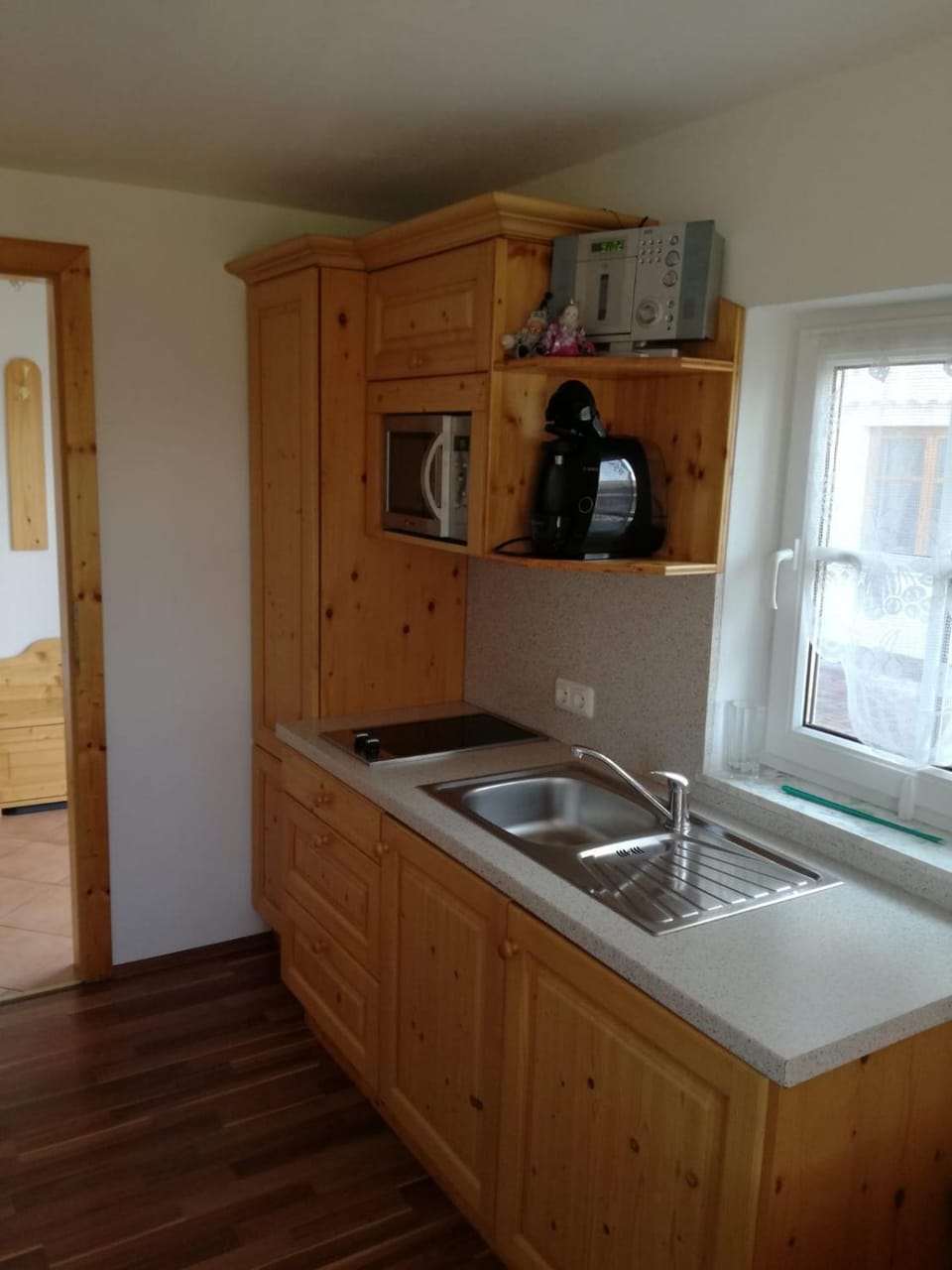 Coffee/tea facilities, Kitchen or kitchenette, Decorative detail