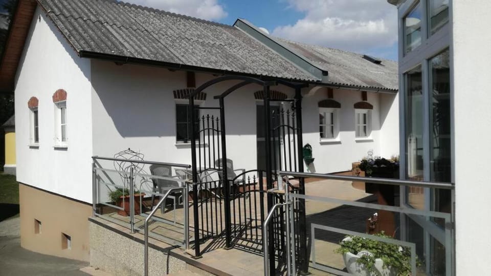 Patio, Balcony/Terrace