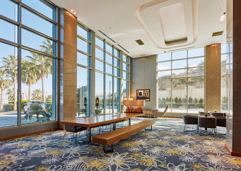 Restaurant/places to eat, Inner courtyard view