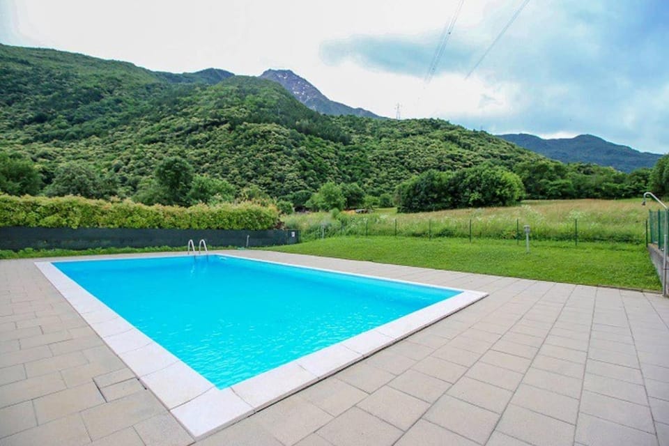 Swimming pool, Swimming pool