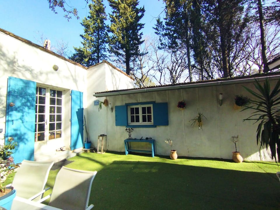 Villa du Pont-du-Gard Nature lodge in Provence-Alpes-Côte d'Azur