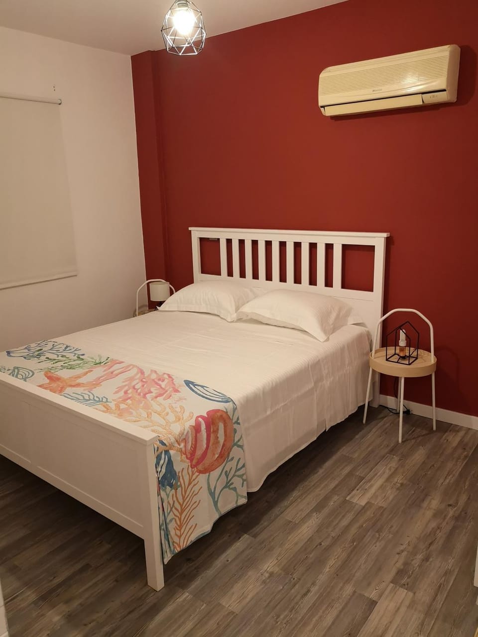 Bed, Bedroom, air conditioner