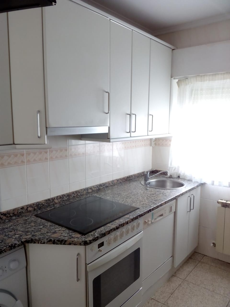 pet friendly, stove