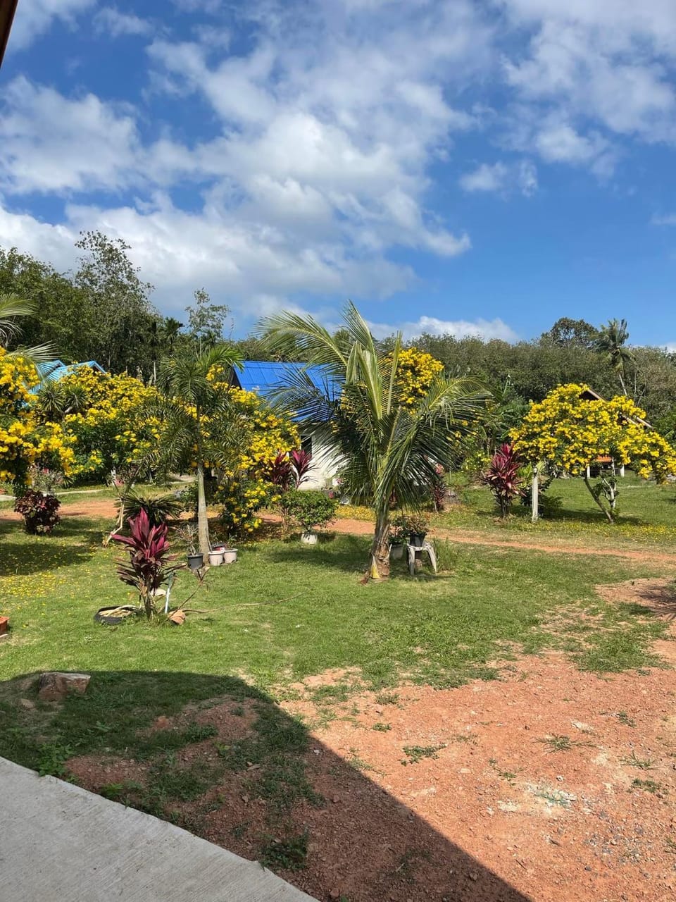 Happy Home Kohjum Bed and Breakfast in Krabi Changwat