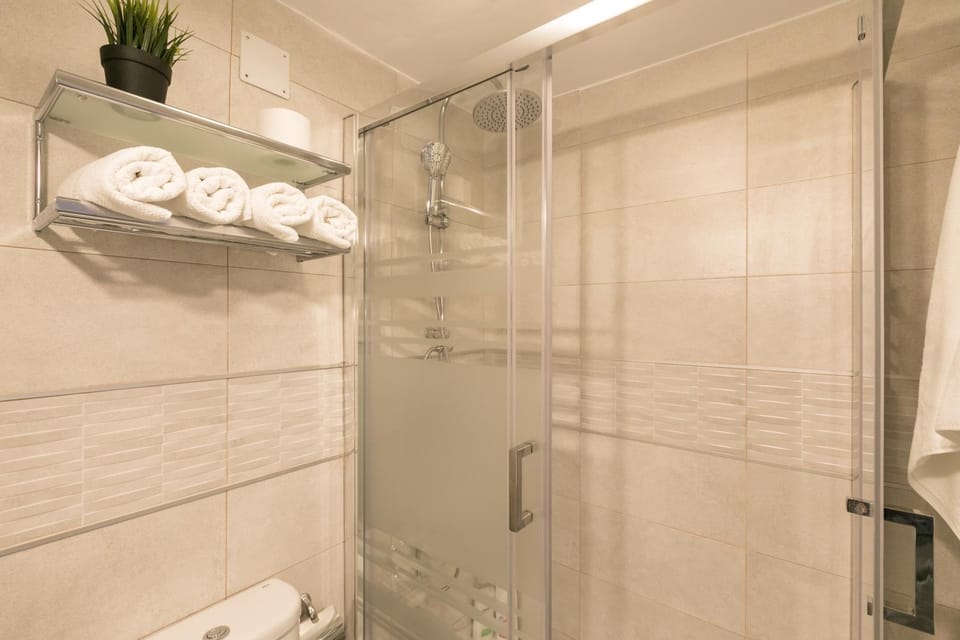 Sagasta Apartamento en pleno centro de Sevilla Apartment in Seville