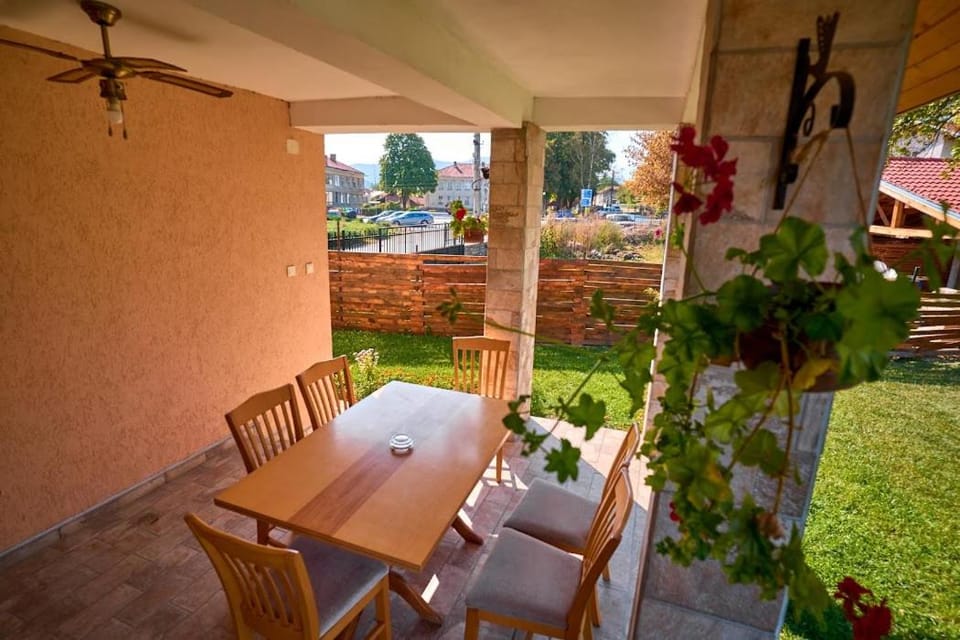 Seating area