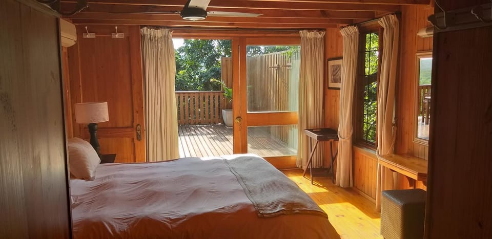 Bedroom, air conditioner