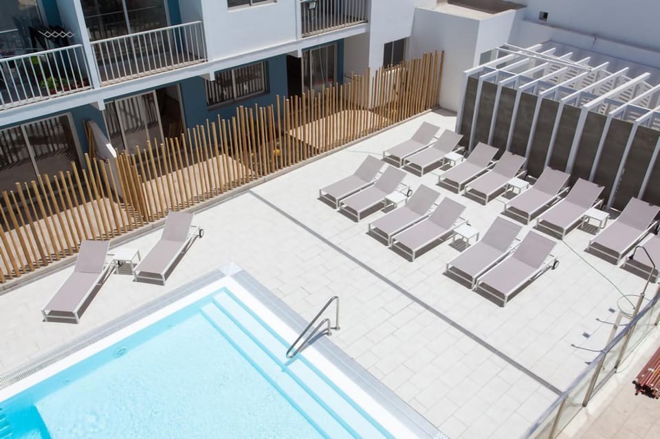Pool view, Swimming pool
