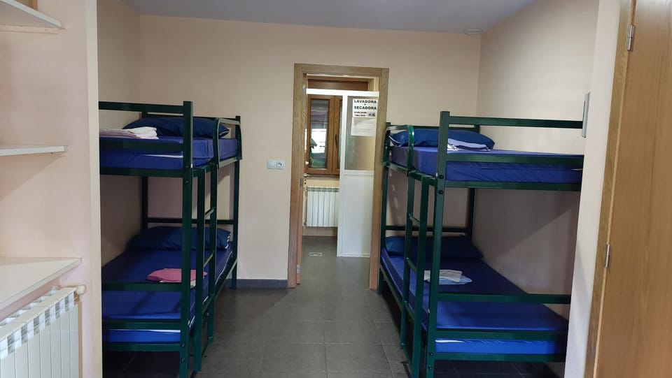 Albergue la escuela Hostel in Galicia