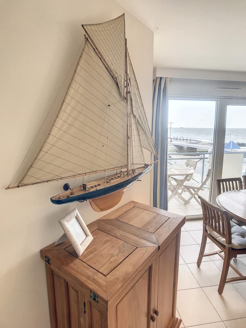 Decorative detail, Sea view