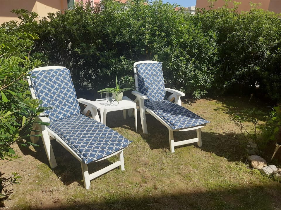 Garden, Balcony/Terrace, Garden view, sunbed