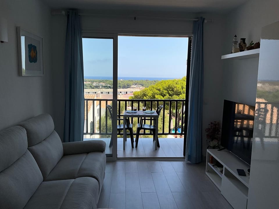 S'Arenal Blau-Vistas al mar y la piscina Apartment in Arenal d'en Castell