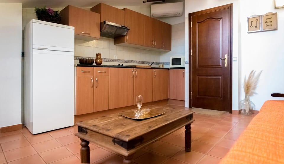 APARTAMENTO 2 4/6 PAX CASA RURAL EL SAUCE. A 2,5 KM DE CUENCA CAPITAL Apartment in La Mancha