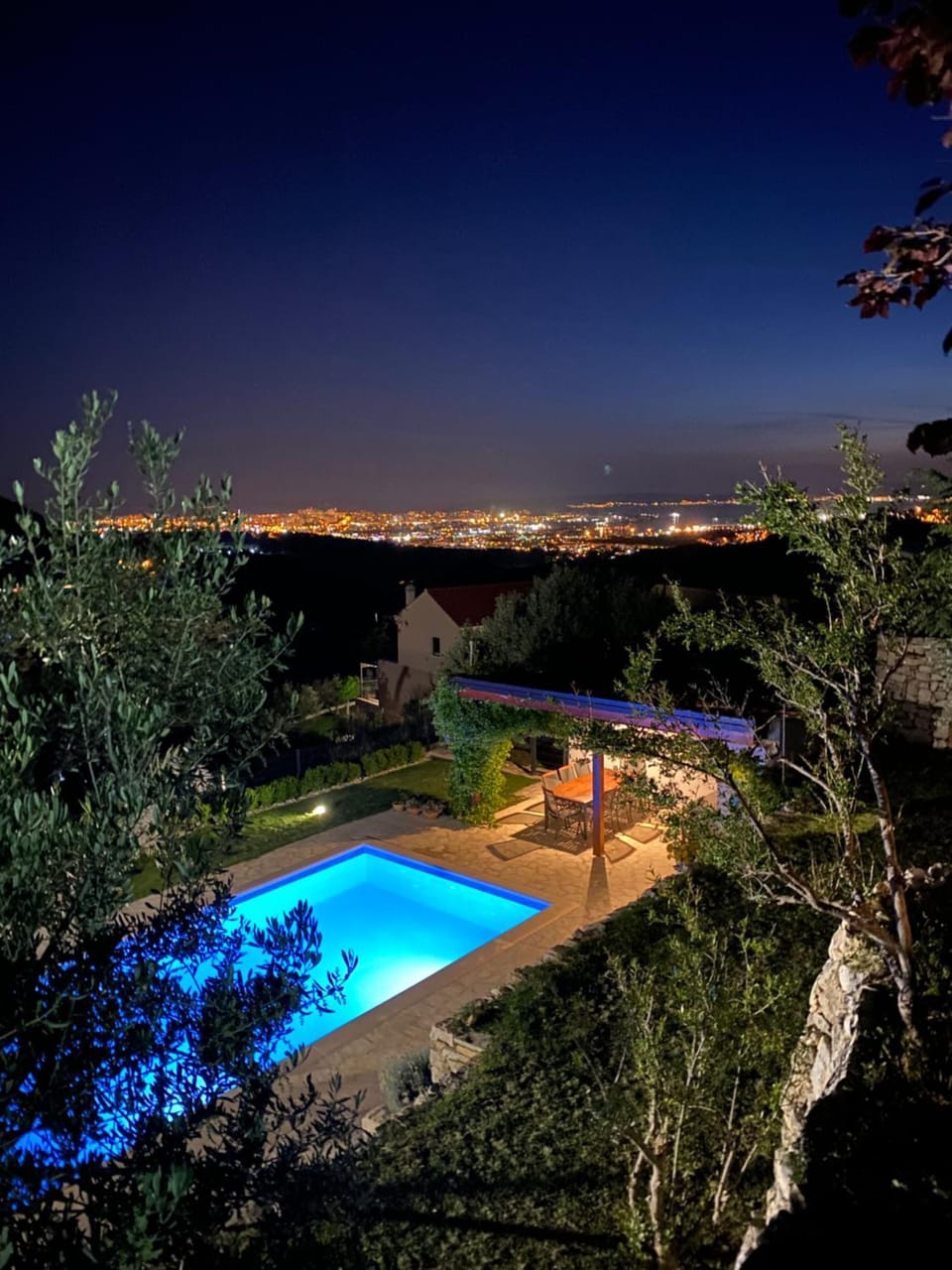 Holiday House Vita - Heated pool, Large massage tub and Sports court Villa in Split-Dalmatia County
