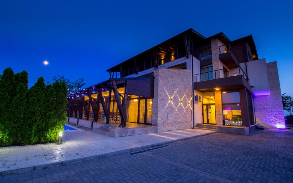 Pensiunea Sara Bed and Breakfast in Moldova