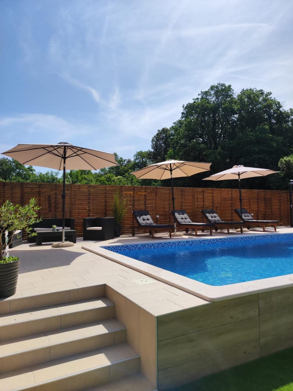 Pool view, Swimming pool