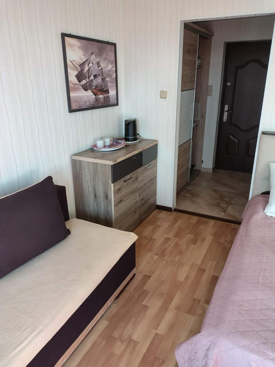 Studio 400 m od mola dzielnica uzdrowiskowa Vacation rental in West Pomeranian Voivodeship, Poland
