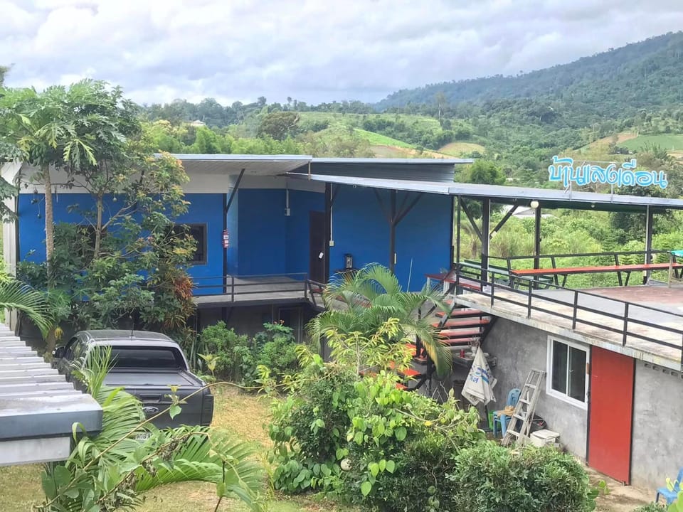 Music Khao Kho Bed and Breakfast in Laos