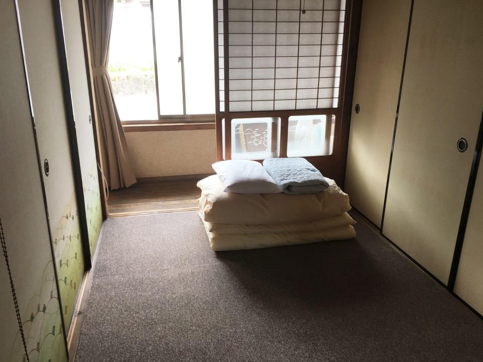 Guesthouse Fuki Juku Bed and Breakfast in Japan