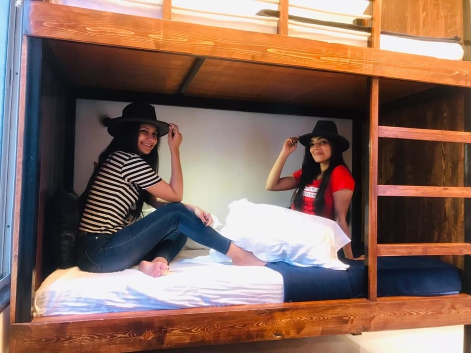 bunk bed