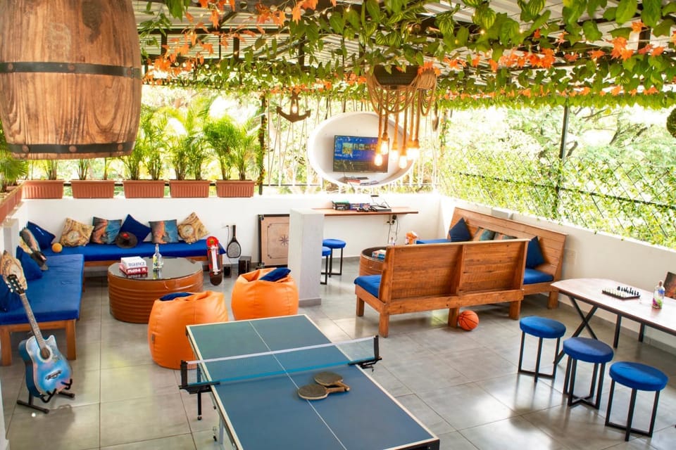Table tennis