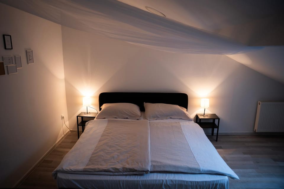 Home away from home with private parking Apartment in Novi Sad