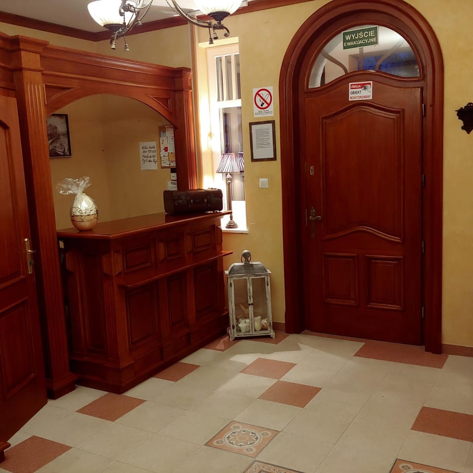 Facade/entrance, Lobby or reception