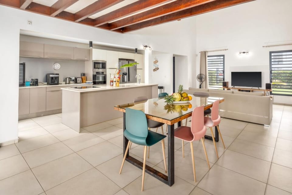 Villa Vista Mar Exceptional Panoramic View & Pool Villa in Sainte-Anne