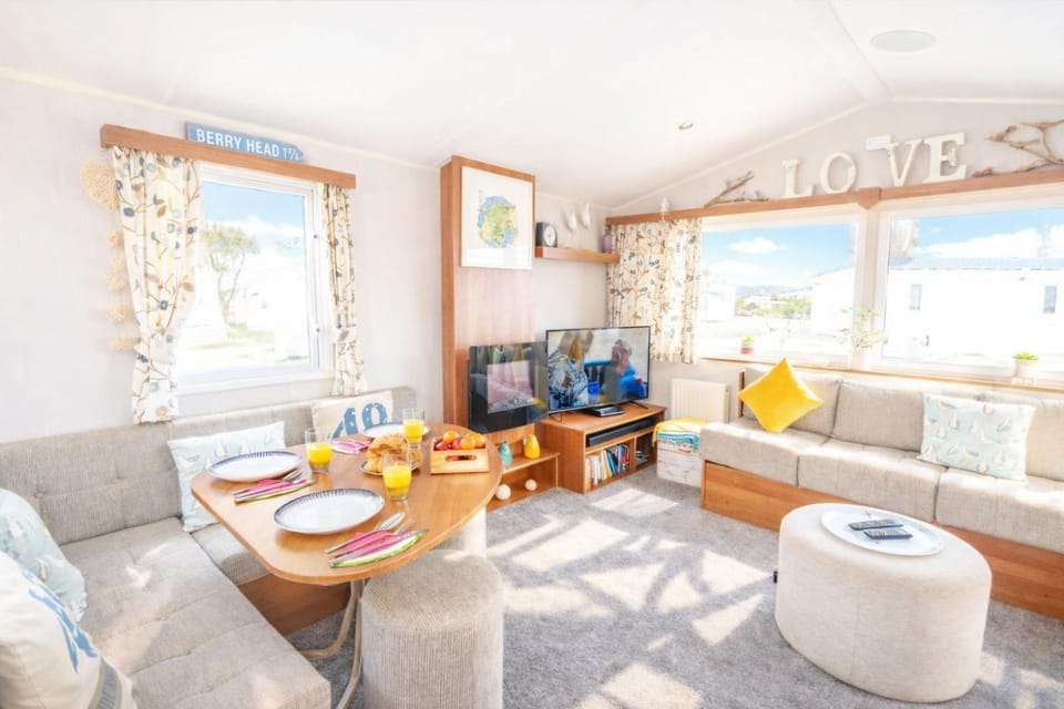 Springfield B6 Campground/ 
RV Resort in Brixham
