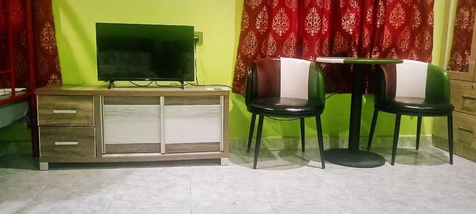 DYANA INN TRANSIT ROOMS House in Malaysia