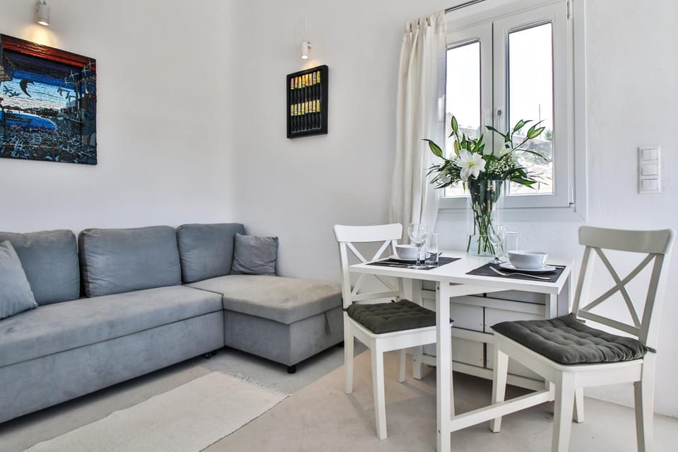 Kitchen or kitchenette, Living room, Dining area, Sea view, Sea view, Sunset